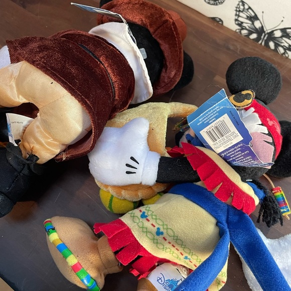 2003 Thanksgiving Mickey and Minnie Plush - Picture 3 of 9